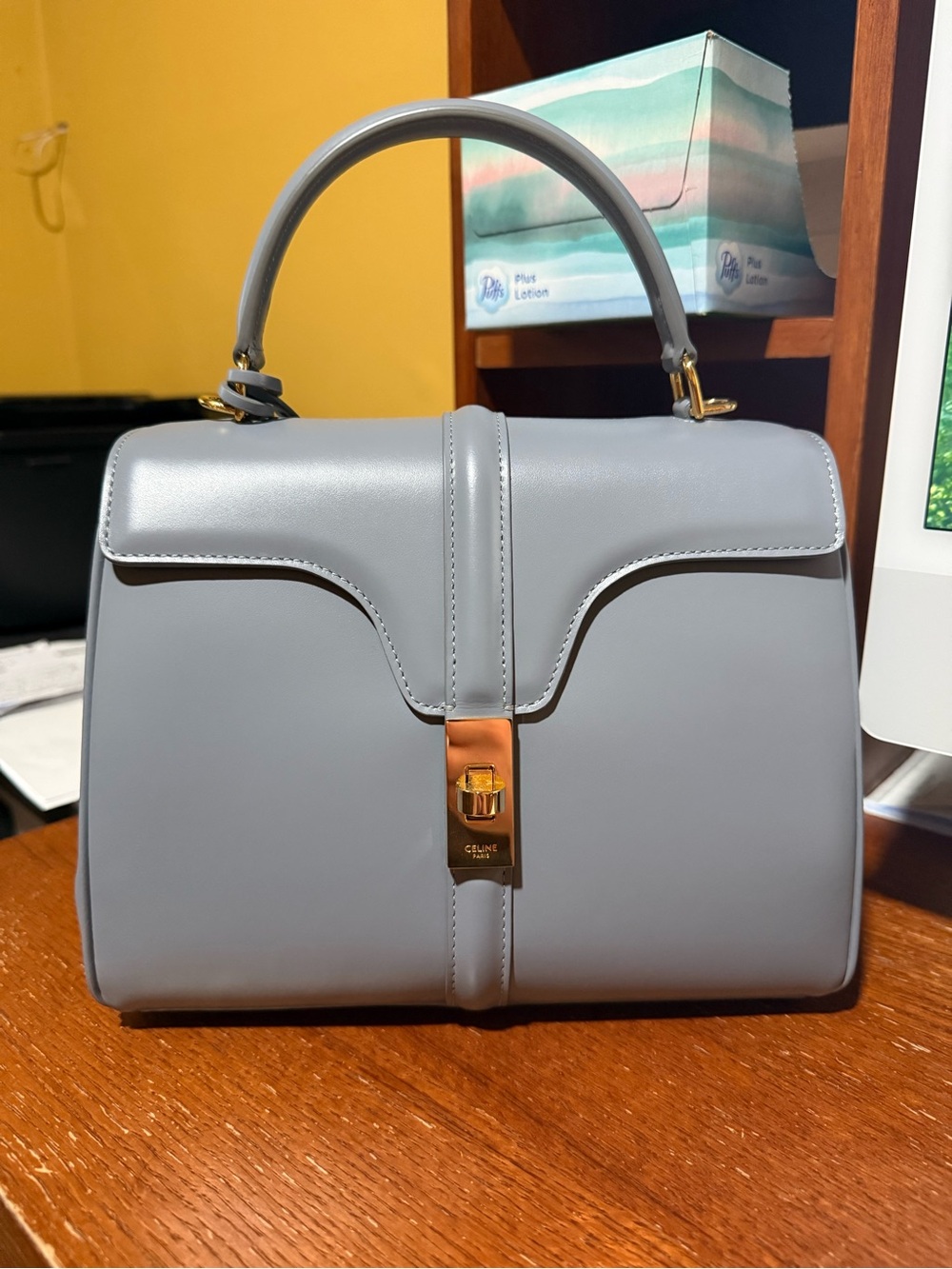 Celine 16